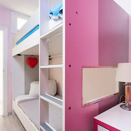 아파트 Home2book Cozy Beachfront Retreat In 엘메다노