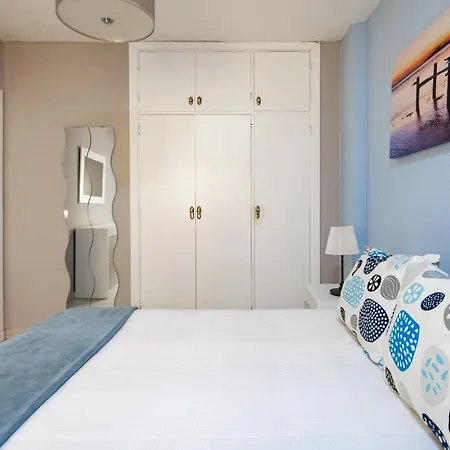 Home2book Cozy Beachfront Retreat In *