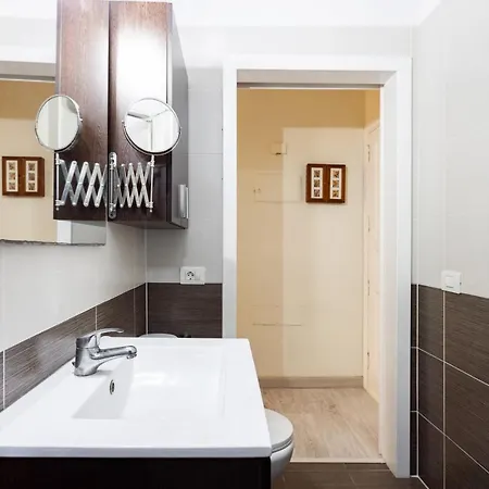 דירה Home2book Cozy Beachfront Retreat In אל מדאנו