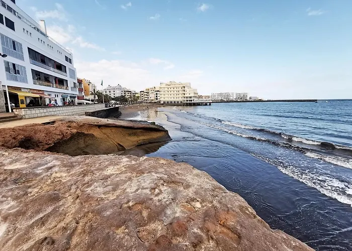 Home2book Cozy Beachfront Retreat In Daire El Médano