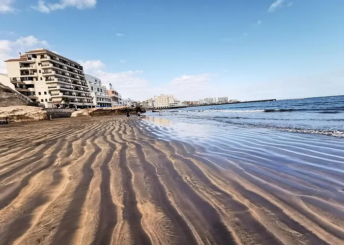 Home2book Cozy Beachfront Retreat In El Médano