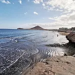 Home2book Cozy Beachfront Retreat In Daire El Médano