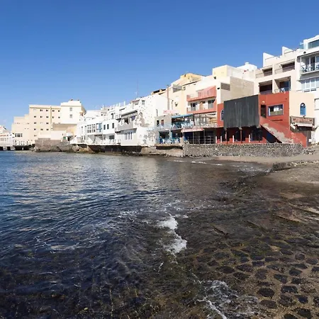 Home2book Cozy Beachfront Retreat In Daire *