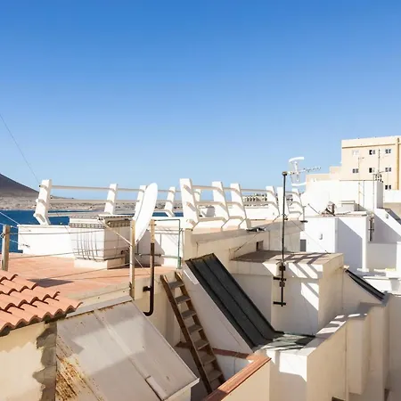 公寓 Home2book Cozy Beachfront Retreat In *