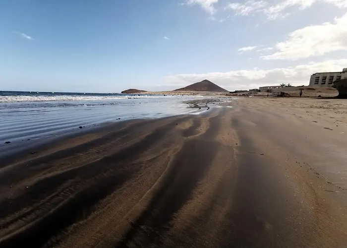 Apartamento Home2book Cozy Beachfront Retreat In *